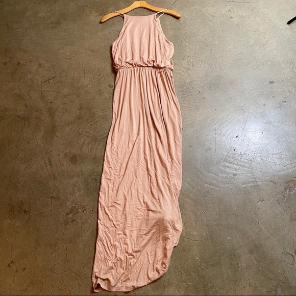 Halter maxi dress with smocked waist - Picture 2 of 5